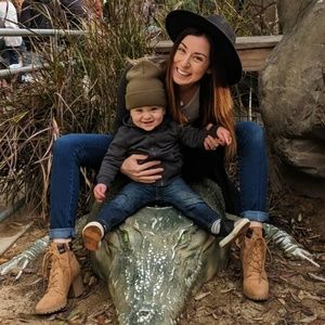 Meet your Posher, Lauren